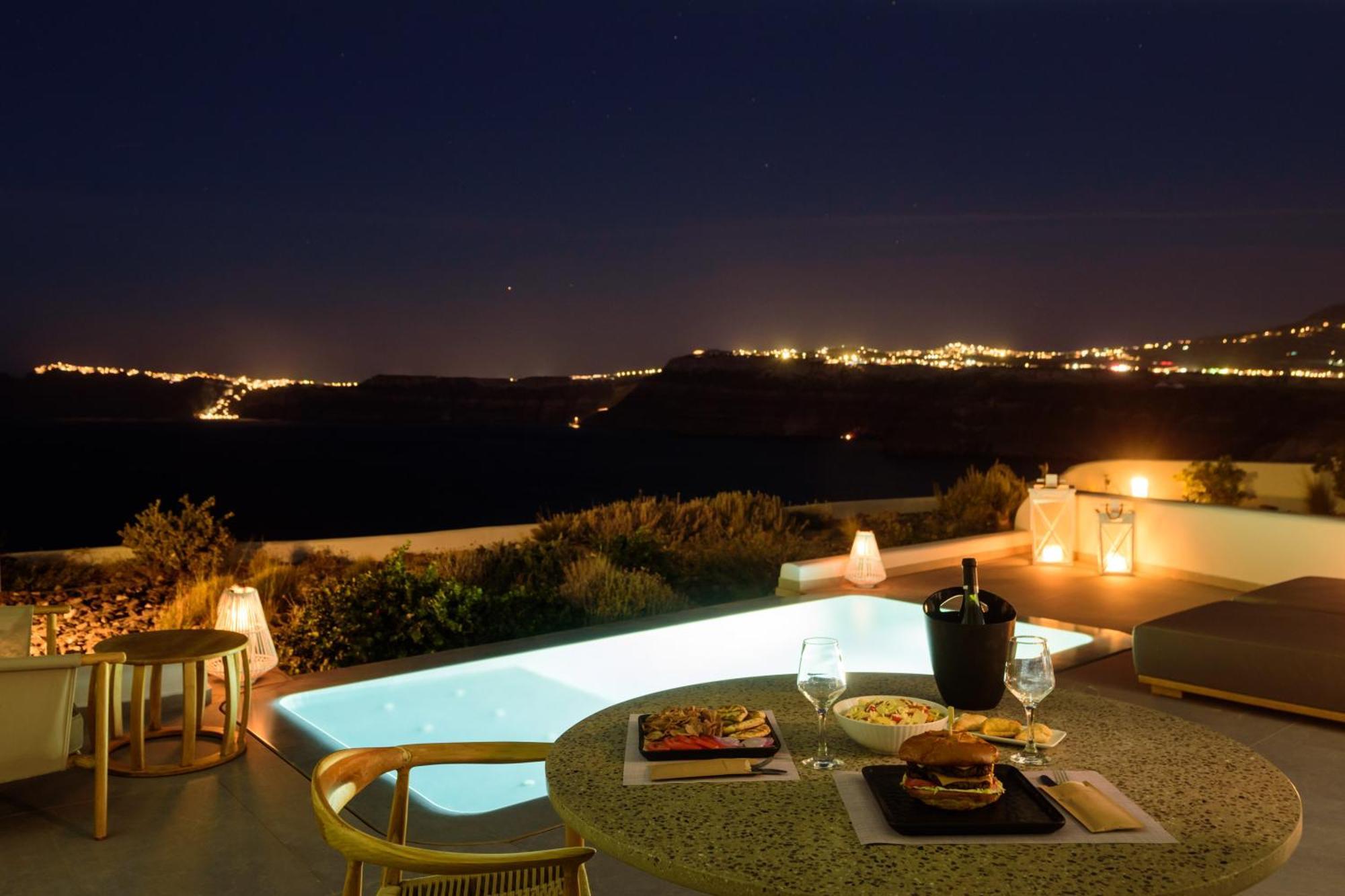 Neptune Luxury Suites Акротири Экстерьер фото