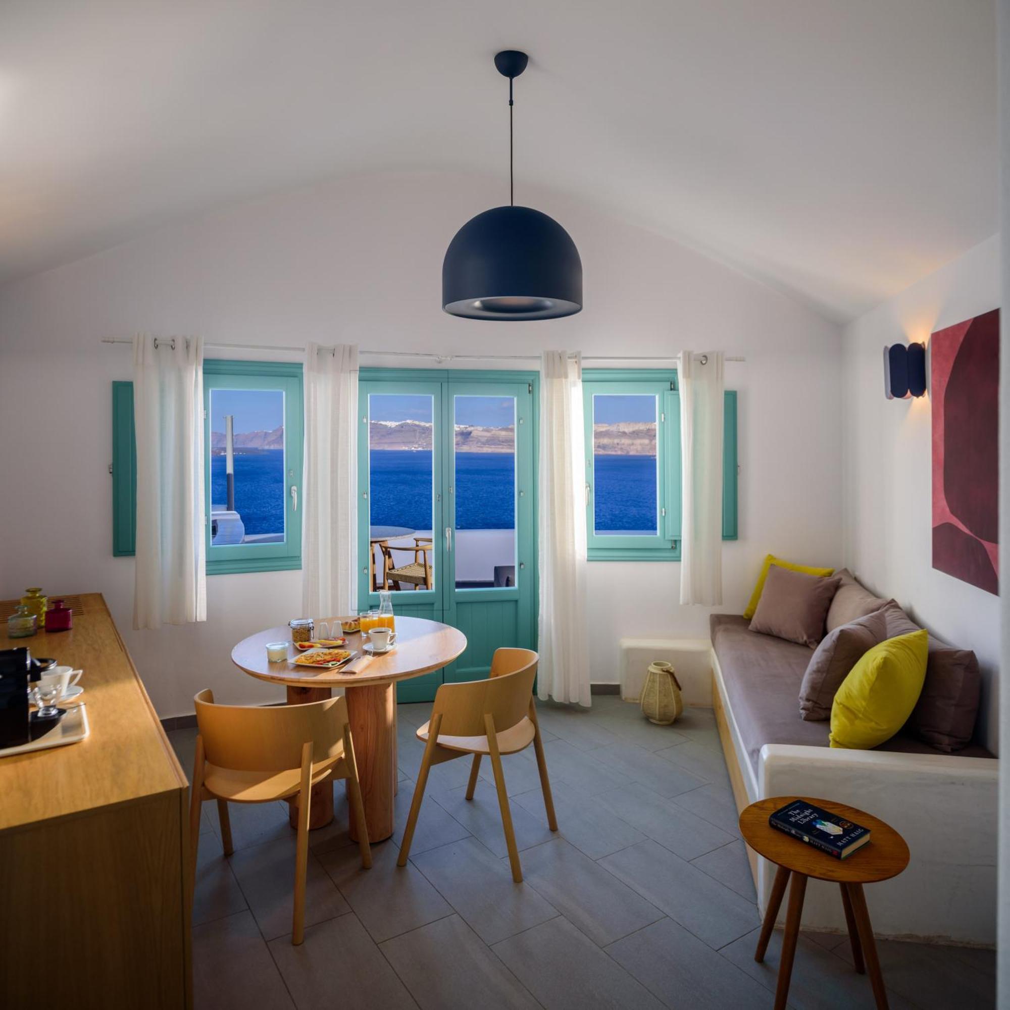 Neptune Luxury Suites Акротири Экстерьер фото