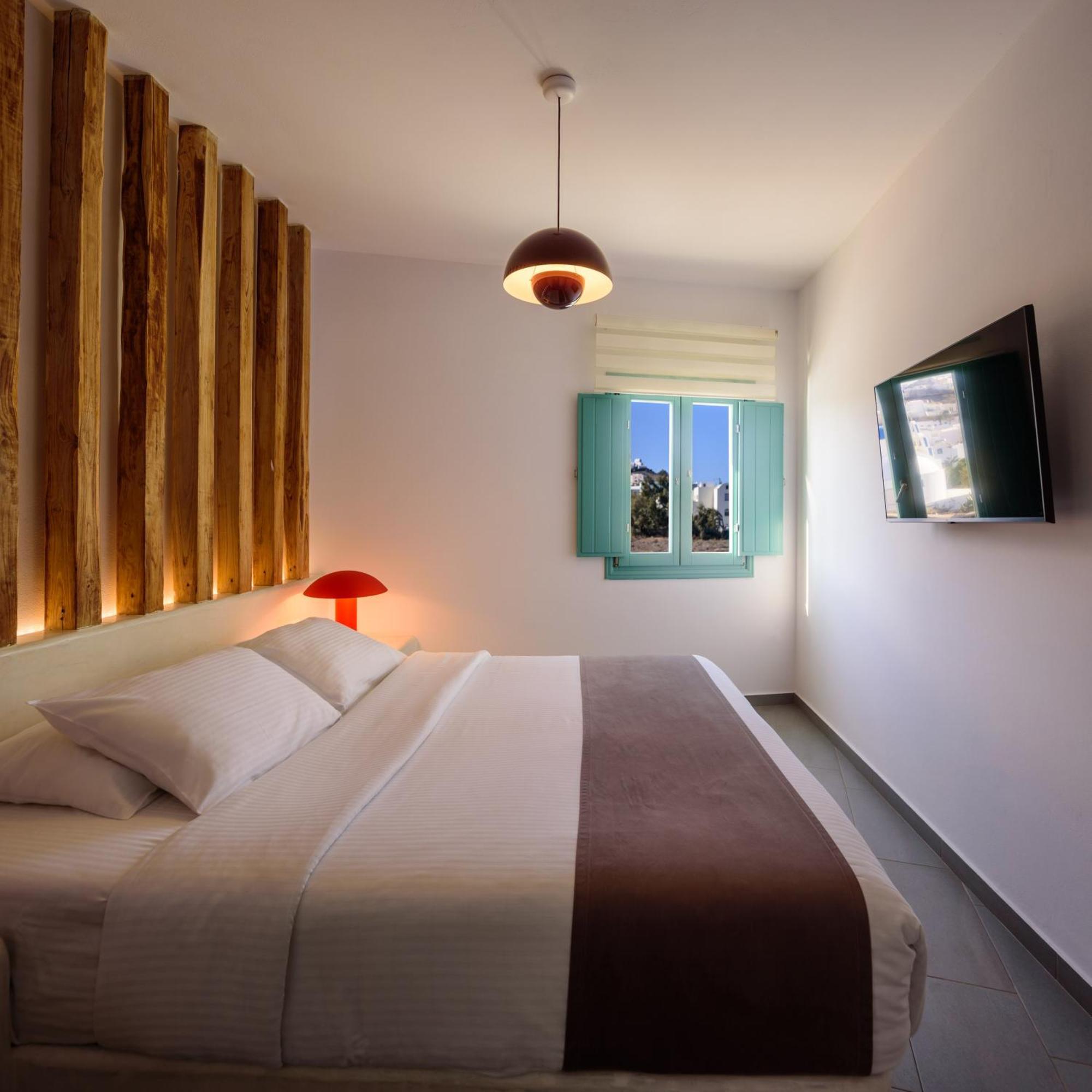 Neptune Luxury Suites Акротири Экстерьер фото