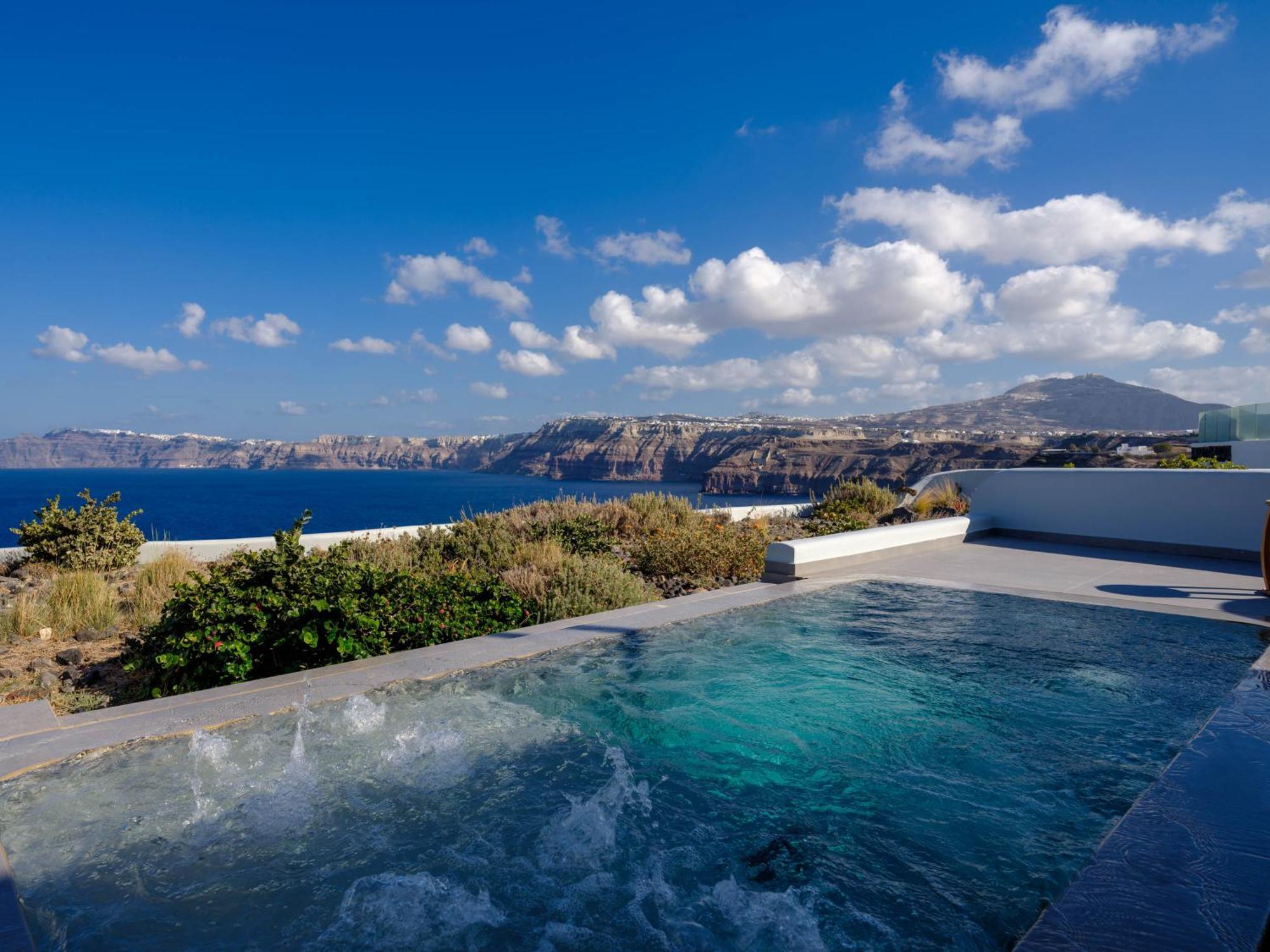 Neptune Luxury Suites Акротири Экстерьер фото