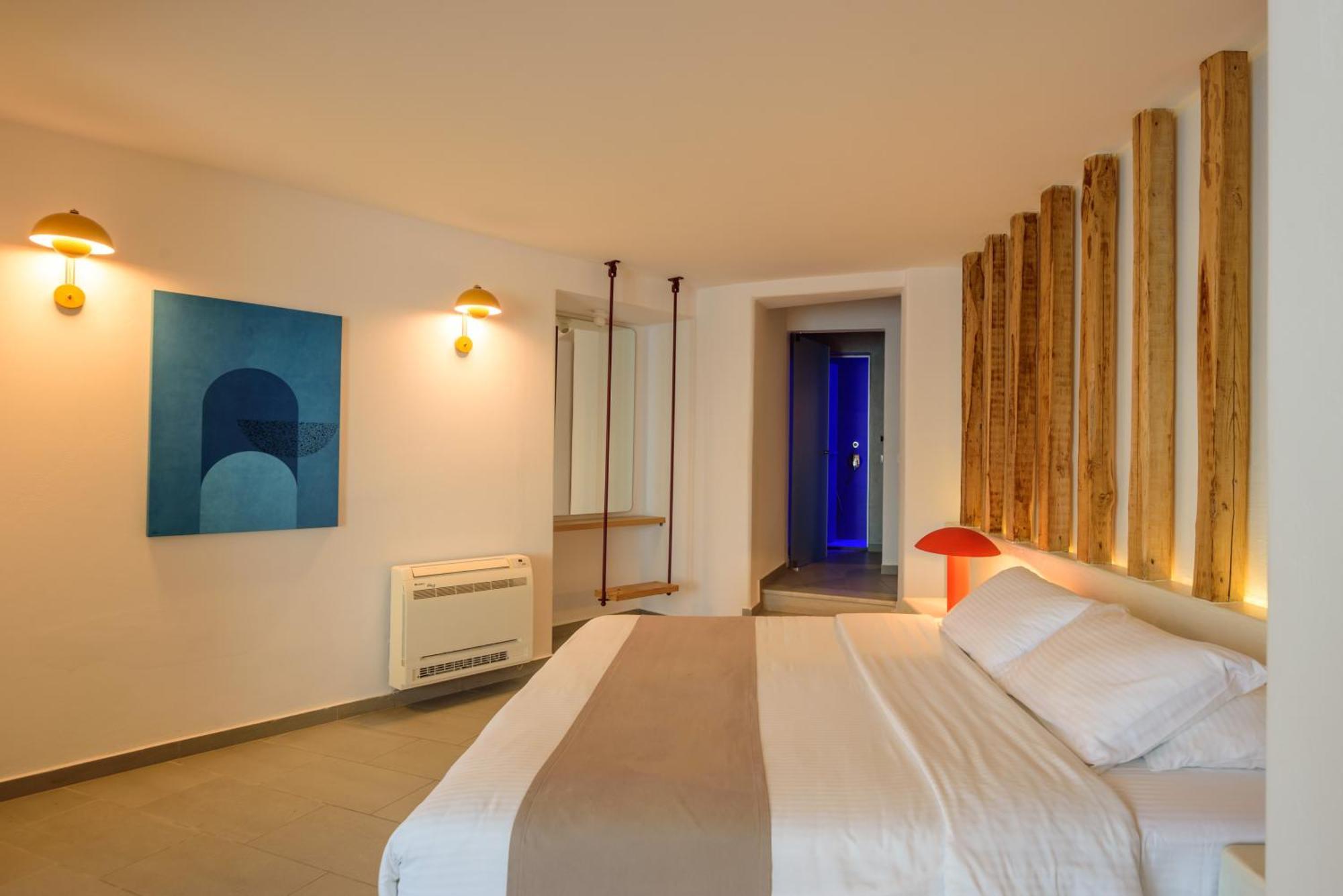 Neptune Luxury Suites Акротири Экстерьер фото